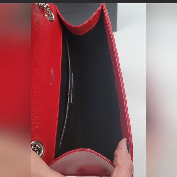 Red ysl medium envelope bag great condition - Picture 6 of 7